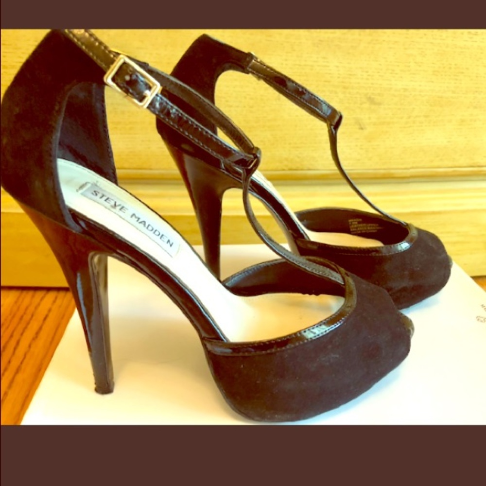 Steve Madden Black Suede Platform Sandals